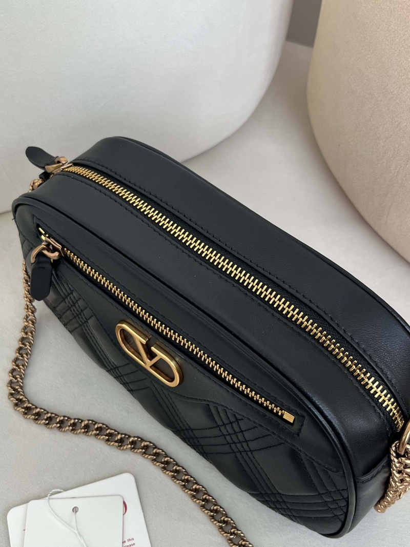 Va1e*ntin0 satchel bag